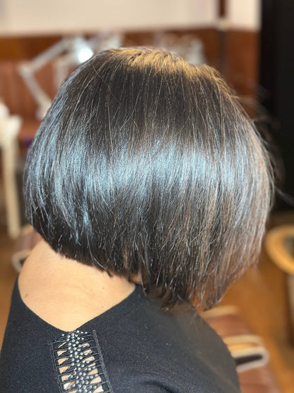 Moisturizing Luxurious Shampoo - Mia Wagner Salon